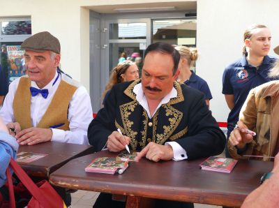 Autogrammstunde Karl May
